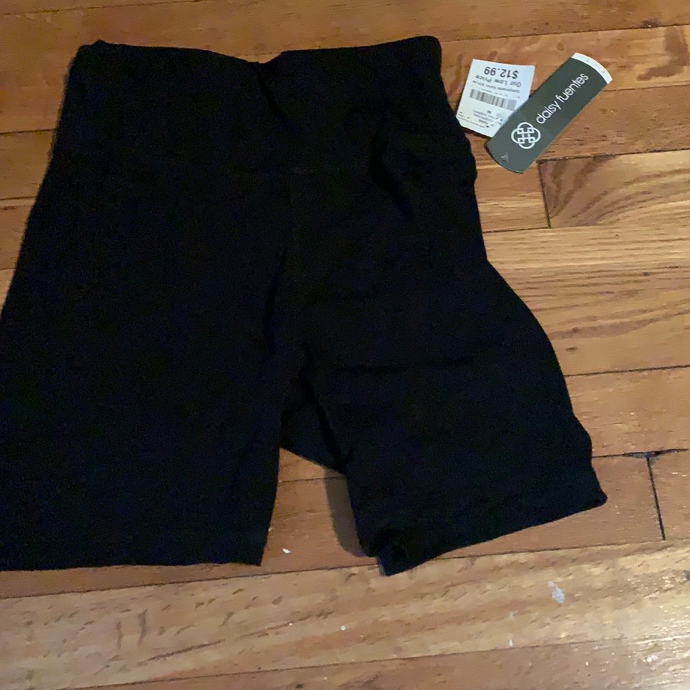 Cute athletic shorts. Workout shorts. Very comfy.